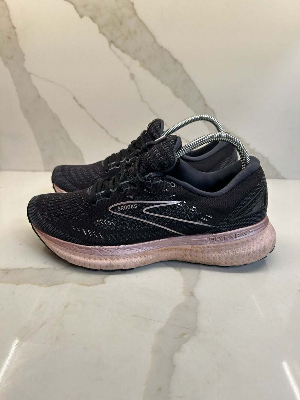 Brooks Shoes Womens 8B Glycerin GTS 19 Running Sneakers (Size: 10)